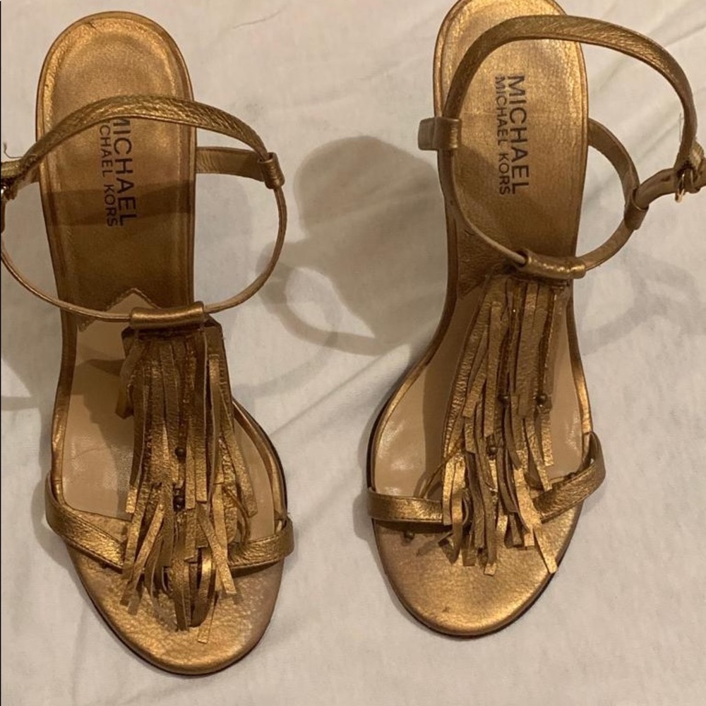 Michael Kors Gold Pumps 7.5